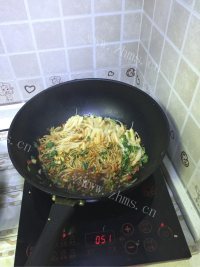 家常耗油金针菇做法图解6)