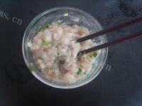 「DIY」鲜虾云吞面做法图解6)