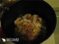 美味的海带炖鸡腿做法图解1)