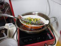 「DIY美食」清蒸鲈鱼做法图解4)