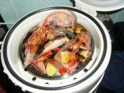 美味的辣椒蒸鱼头做法图解4)
