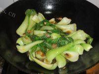 家常菜肉炒油菜做法图解6)