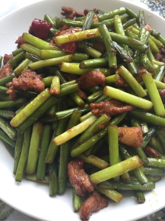 香飘十里的蒜苔炒肉