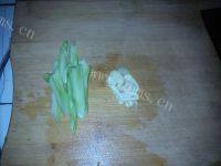 浓香的茄汁西兰花做法图解3)