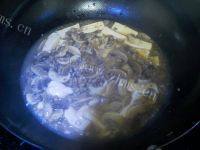家常蘑菇肉末豆腐做法图解7)