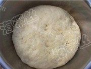自制巨蛋面包做法图解1)