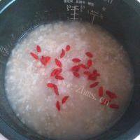 银耳枸杞小米粥的做法图解六
