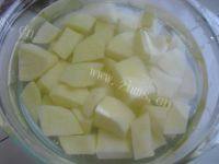 「念念不忘」芸豆炖土豆做法图解3)