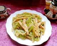 家常菜芹菜炒腐竹