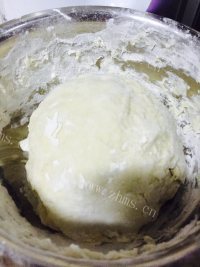 自制白菜猪肉水饺做法图解6)