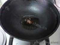 家常菜炝拌莴笋丝做法图解5)