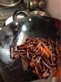 麻辣牛肉做法图解6)