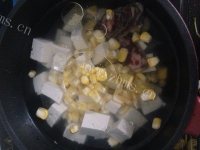 香肠炖豆腐做法图解6)