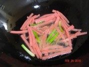 三丝炒米粉做法图解5)