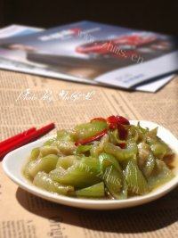 色味俱佳的蚝油丝瓜