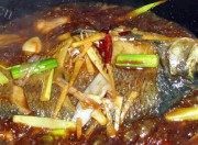 鲜美可口的红烧鳊鱼做法图解10)