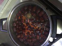 好喝的红枣桂圆枸杞茶做法图解4)