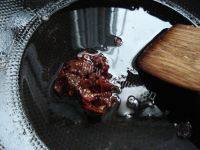 家常菜茶树菇炒肉片做法图解6)