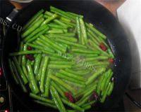 #爱美食#豆角炒肉做法图解11)