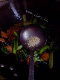 油菜炒肉自制做法图解9)