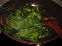 油菜炒肉自制做法图解9)