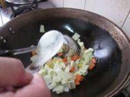 白菜炒豆腐自制做法图解6)