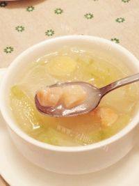美味的冬瓜鲜贝汤