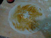 简单易做的酱香饼做法图解9)