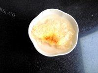 美味的山楂银耳羹做法图解2)