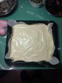 在家可做的肉松蛋糕卷做法图解7)