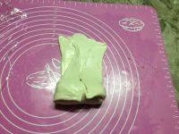 色泽不错的萝卜丝馅饼做法图解10)