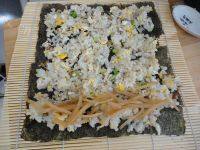 DIY炒饭寿司做法图解6)