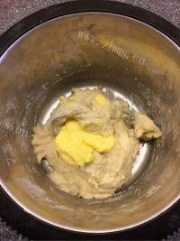 意大利肉酱餐包做法图解3)