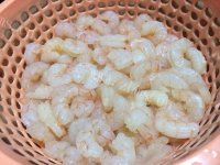 特下饭的虾仁炒蛋做法图解1)