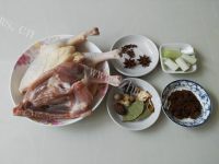 自制卤鸭腿做法图解1)