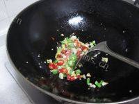 开胃的凉拌香菜做法图解9)
