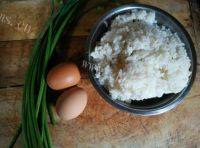 美味的韭苔鸡蛋炒米饭的做法图解一