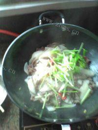 家常菜萝卜炒牛肉做法图解8)