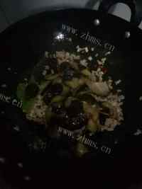 自制肉末茄子做法图解8)