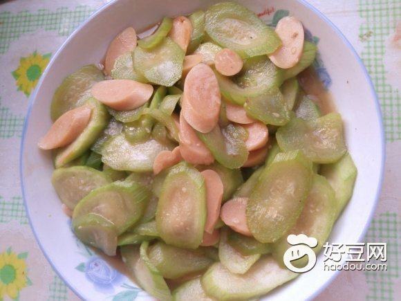 丝瓜炒牛肉肠