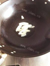 食欲满满的白菜炒年糕做法图解6)