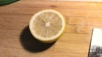 清新鲜榨蜂蜜柠檬苦瓜萝卜的做法图解二