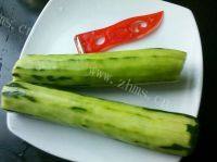 很有食欲的凉拌黄瓜片做法图解2)