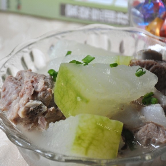 回味无穷的冬瓜排骨汤