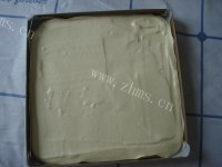 自制香葱肉松蛋糕卷做法图解10)