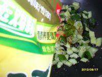家常菜黄瓜拌油条做法图解6)