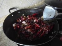 自制麻辣口味虾做法图解6)
