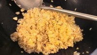 好吃的酱油炒饭做法图解11)
