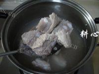 家常秀珍菇排骨汤做法图解3)
