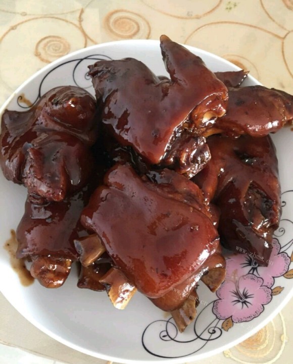 酱烧猪蹄